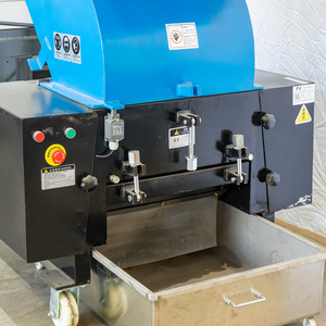 Precio de la máquina pulverizadora industrial, máquina trituradora de plástico de Pvc suave, trituradora de cuchillos de botella de plástico portátil para plástico 1000 kg/h - Product Image 5