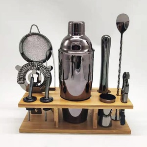 Juego de Coctelería de Lujo, 11 Piezas, Acero Inoxidable, Color Oro Rosa, Resistente - Product Image 3