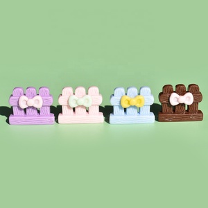 Nuevas Figuras Decorativas de Resina con Forma de Cerca y Puerta para Miniaturas de Jardín y Decoración de Casas de Muñecas - Product Image 5