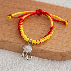 กำไลข้อมือเหล็กถักมือสไตล์ชาติพันธุ์สำหรับผู้หญิง ประดับล็อค<span class=keywords><strong>มงคล</strong></span> ยืนยืนยาว ประดับเพชร ลายปมสีแดง กำไลสีตัดกัน ลายเรือมังกร - Product Image 3