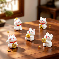 Penjualan Grosir Patung Kucing Keberuntungan Mini dari Resin untuk Dekorasi Rumah, Lanskap Mikro, Interior Mobil, Kerajinan, dan Hadiah.
