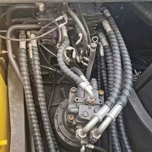 Excavatrice Volvo EC210 d'occasion de taille moyenne, 20 tonnes, avec boîte de vitesses, certifiée CE EPA, équipement lourd, moteur, brise-roche Kohler, ripper – Vente chaude - Product Image 5