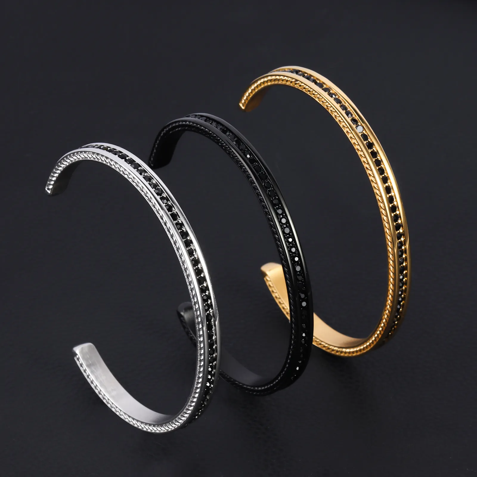 Custom Luxury Fashion Fine Jewelry Rhinestone Open 18K Gold Plated Stainless Steel Textured Bangle Cuff Bracelets For Mens