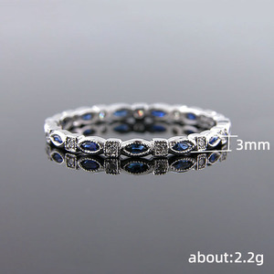 Anello Sottile con Design a Fascia Marquise, Anello Semplice da Dito per Donne - Product Image 4