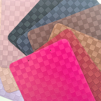 Cuir synthétique PU gaufré à motif damier de 0,8 mm avec support brossé pour sacs et ameublement domestique