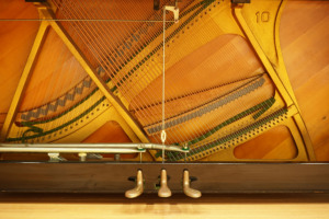 Chất Lượng Cao Cổ Điển Thứ Hai Tay Sử Dụng Acoustic Piano Made Tại Nhật Bản - Product Image 5