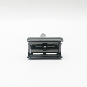 Épilation Papillon Pistolet Ouvert Gris Métal Safty <span class=keywords><strong>Rasoir</strong></span> <span class=keywords><strong>Rasoir</strong></span> <span class=keywords><strong>Meilleur</strong></span> Double Bord <span class=keywords><strong>Rasoir</strong></span> <span class=keywords><strong>pour</strong></span> Hommes - Product Image 2