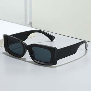 Lunettes de soleil rectangulaires rétro personnalisées avec logo, protection UV400, verres dégradés, couleurs acidulées, pour femmes - Product Image 5