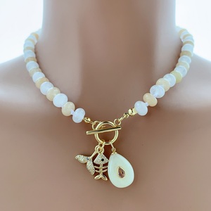Collier en perles d'agate crème blanche style bohème BD-C6723, pendentif en forme d'arête de poisson, de queue de sirène ou de goutte d'eau, bijou de vacances, cadeau - Product Image 2