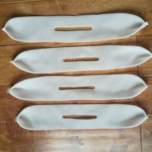 Passe le détecteur d'aiguille noir et blanc ou la couverture antidérapante en mousse dure de couleur personnalisée pour les cintres - Product Image 6