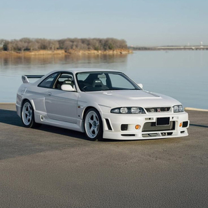 Accessoires pour Nissan GTR R33 : Pare-chocs arrière, échappement, protection acoustique, spoiler de capot, garniture de console centrale pour Skyline R33 GT-R - Product Image 1