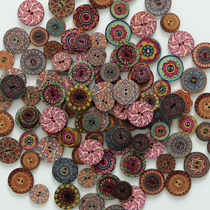 أزرار خشبية طبيعية بنمط ريترو مطبوعة من SAS، أزرار دائرية منقوشة، أزرار خشبية مرسومة يدويًا بتصاميم كرتونية للأعمال اليدوية - Product Image 6