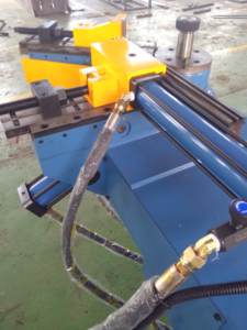 Dobladora de Tubos CNC Hidráulica - Equipo de Doblado de Tubos Multiindustrial <span class=keywords><strong>para</strong></span> Construcción Naval/Calderas/Piezas de Automóviles - Product Image 6