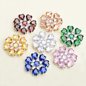 Fivela de Strass de Cristal Zircônia Coração Brilhante com Base Plana, Acessório de Alta Qualidade para Broche de Terno Formal, Jaqueta, Sapatos e Bolsas DIY - Product Image 2