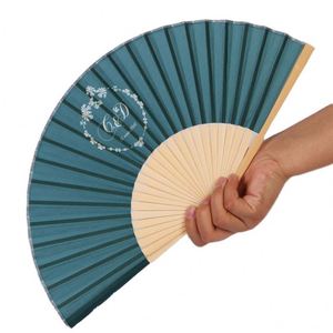 Abanico Plegable de Bambú Vintage de 8 Pulgadas Personalizable, Pintado a Mano, Ecológico, en Blanco, para Decoración del Hogar, Regalos Empresariales, Recuerdos, Amor - Product Image 1