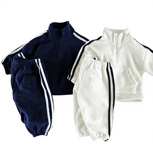 <span class=keywords><strong>Abbigliamento</strong></span> <span class=keywords><strong>Sportivo</strong></span> per Bambini, Set Nuovo Autunno/Inverno, Felpa e Pantaloni Lunghi in Pile Caldo Tinta Unita in Poliestere - Product Image 1