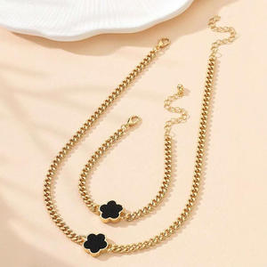 Wholesale Women's Bohemia Gold Plated Cuban Chain <b>Bracelet</b> Necklace <b>Set</b> Lucky Clover Flowers for Weddings Engagements Jewelry - Product Image 2