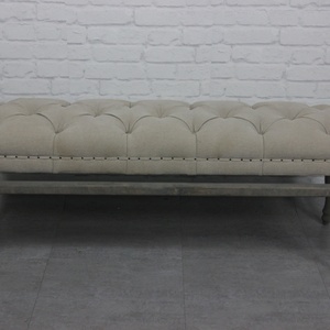 Banc ottoman rembourré antique en bois avec base de piano pour salon et salle à manger - Product Image 2