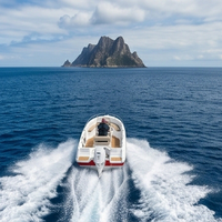 Bateau de pêche en fibre de verre Chaser 500 5m à console centrale, coque en V profond, bateau côtier rapide pour moteur hors-bord jusqu'à 90 CV, homologué CE