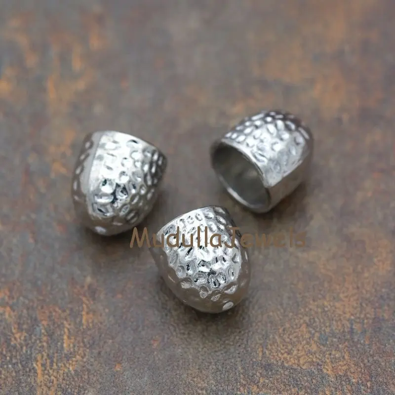 FC5804 accesorios de joyería de moda de plata martillado latón casquillo del grano borla cono joyería conclusiones 13x14mm borla tapas
