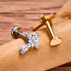 1 pièce Labret en Titane ASTM F136 avec Zircon Marquise, anodisé <span class=keywords><strong>or</strong></span>, pour piercing interne de cartilage et hélix - Product Image 6