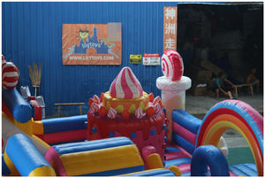 Château sautant de maison de rebond commerciale gonflable de Lilytoys avec la ville d'amusement de parc sautant gonflable de thème de bonbon de glissière - Product Image 3