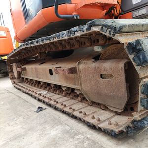 Excavadora Hitachi ZX135 usada a la venta-Bomba de motor y engranaje de motor Cummins original japonesa modelo 2019 de 12 toneladas - Product Image 3