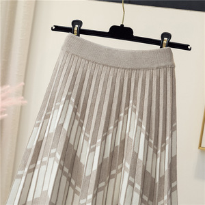 <span class=keywords><strong>2022</strong></span> nouvelles femmes <span class=keywords><strong>automne</strong></span> et <span class=keywords><strong>hiver</strong></span> taille haute plissé parapluie <span class=keywords><strong>jupe</strong></span> mi-<span class=keywords><strong>longue</strong></span> couture élastique tricoté a-ligne <span class=keywords><strong>longue</strong></span> <span class=keywords><strong>jupe</strong></span> - Product Image 5