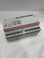 2CDG110248R0011 SAH/S16.10.7.1 Actionneur de commutation occultant KNX 16 canaux pour système de maison intelligente