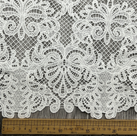Tissu en dentelle soluble dans l'eau, couleur personnalisée, broderie 3D, non extensible, dentelle ajourée festonnée, doux pour la peau, pour robe de soirée