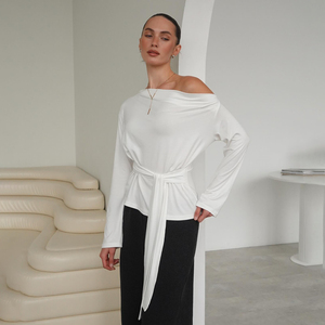 เสื้อยืดอเนกประสงค์สีพื้น ดีไซน์ผูกเชือก ทรงเข้ารูป ช่วยให้ดูเพรียวบาง สไตล์เก๋ไก๋แบบอสมมาตร - Product Image 6