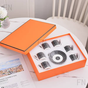 Juego de Regalo Europeo de Lujo, 12 Tazas de Café/Té Espresso Turco/Árabe de Porcelana Esmaltada de 150 ml con Platillo, Borde Dorado, Cerámica - Product Image 3