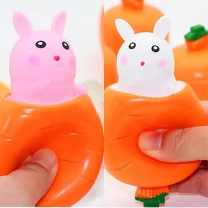 1 pièce Jouet à presser télescopique Lapin Carotte de Pâques pour enfants, Jouet musical à pincer Lapin Radis, Cadeaux créatifs anti-stress - Product Image 4