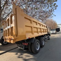 Tout nouveau prix d'usine Sinotruk Howo V7x camions à benne basculante 6x4 8x4 10 roues 371hp camions à benne basculante à vendre