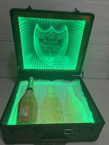Caja Portadora de Botellas de Champán <span class=keywords><strong>Ace</strong></span> <span class=keywords><strong>of</strong></span> Spade para 6 Botellas, Caja Exhibidora de Botellas de Champán VIP con Luces LED - Product Image 4
