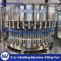 Machine de remplissage d'eau/thé automatique haute vitesse 3-en-1 NAVAN XGF40-40-12 19000-20000BPH avec moteur PLC pour bouteilles/fûts en plastique