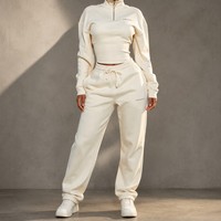 Ensemble deux pièces pour femme en molleton bouclette brodé avec logo personnalisé, sweat-shirt court à demi-zip et pantalon de jogging, vêtements pour femme OEM