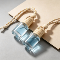 Bouteille diffuseur de parfum pour voiture en verre suspendu avec bouchon en bois noir de 8 ml, vente en gros, pour huiles essentielles et désodorisants