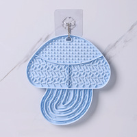 NicePets Bol de léchage en silicone à alimentation lente |   Tapis antidérapant à ventouse anti-étouffement |   Tapis d'enrichissement pour chiens et chats, 5 couleurs