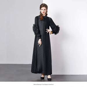 Miyake femmes plissé longue robe couleur unie ample minceur drapé effet Style européen américain Niche lumière <span class=keywords><strong>Mature</strong></span> décontracté - Product Image 5