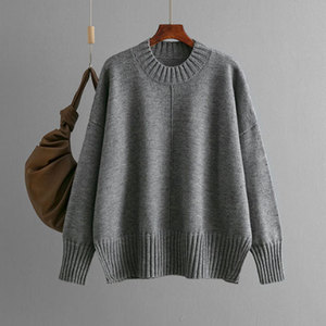 Venta caliente estilo casual Otoño Invierno mujer manga larga Jumper suéter cuello redondo Color sólido con logotipo frontal - Product Image 3