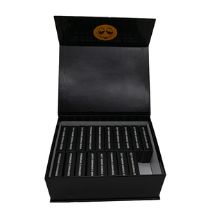 Venta al por mayor 16OZ Cera perfumada Vela Tarro Regalo magnético Caja de embalaje de papel Paquete de <span class=keywords><strong>4</strong></span> con laminación mate Impresión en relieve - Product Image 3