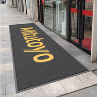 Tapis d'extérieur ignifuge en PVC, matériau en soie élastique, tapis antidérapant pour écoles et universités, fourni par l'usine