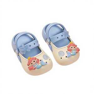Nouvelles pantoufles <span class=keywords><strong>Crocs</strong></span> 2026 pour hommes, femmes et enfants, sandales de cheville en EVA à semelle extérieure pour bébés et filles, motif dessin animé, utilisation toutes saisons - Product Image 4