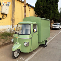 Tricycle Électrique Vert Personnalisé pour Food Truck, Bar à Jus Mobile, Van Tuk Tuk pour Marché Nocturne – Achat en Gros pour Vendeurs Mondiaux
