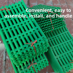 Pavimento a Griglia Automatico in Plastica Rinforzata per Allevamento di Conigli e Pollame - Product Image 6