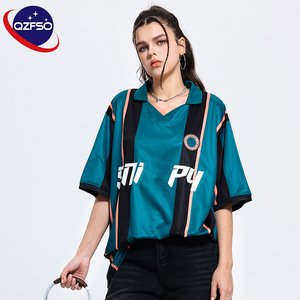 QZFSO T-shirt personnalisé à col en V avec motif sublimé, streetwear, blokecore, col côtelé athlétique, maillot de football/soccer pour <span class=keywords><strong>femme</strong></span> - Product Image 1