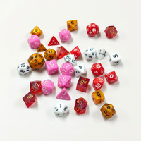 Set Dadu Cair Planet Bintang 7pcs Buatan Tangan DND Dice TRPG Permainan Meja Dungeons Dragons Dadu Resin Polihedral Kustom Grosir