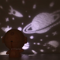 Projecteur de Galaxie Astronaute Décoration de Chambre à Coucher LED Charge USB Veilleuse Rotative Mini Projecteur de Galaxie Astronaute avec Musique