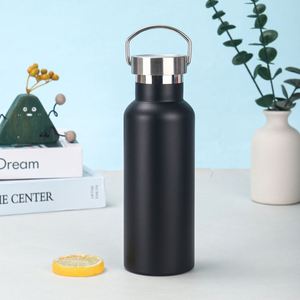 Botella de Agua Deportiva de Gran Capacidad, Estilo Americano, de Acero Inoxidable 304, Aislada al Vacío, con Rendimiento Térmico de 6 a 12 Horas - Product Image 4